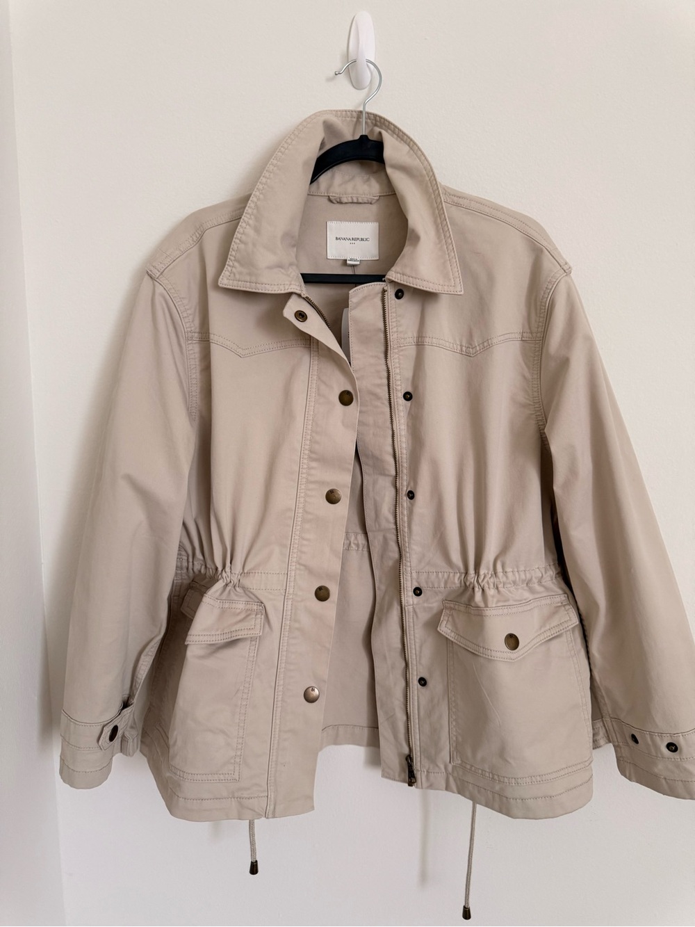 Banana Republic Women’s Lightweight Utility Jacket in Beige -Size L – Twine
